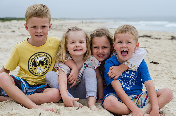 Family photography, family, family photoshoot, family photographer, Sydney family, Wollongong family, Sutherland shire family, family beach photography, Sydney photographer, family portraits,