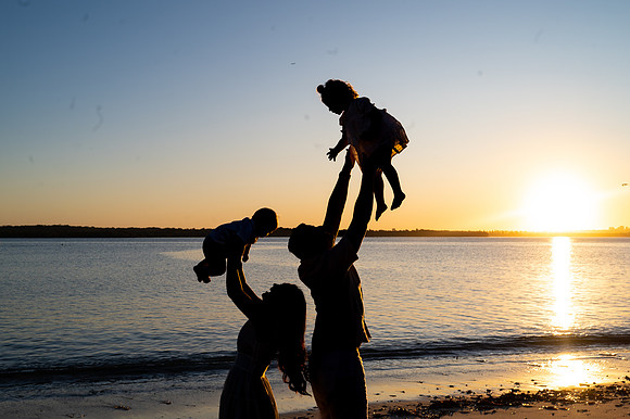 Family photography, family, family photoshoot, family photographer, Sydney family, Wollongong family, Sutherland shire family, family beach photography, Sydney photographer, family portraits,
