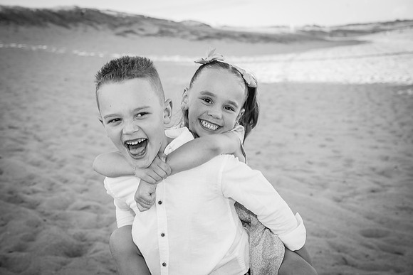 Family photography, family, family photoshoot, family photographer, Sydney family, Wollongong family, Sutherland shire family, family beach photography, Sydney photographer, family portraits,